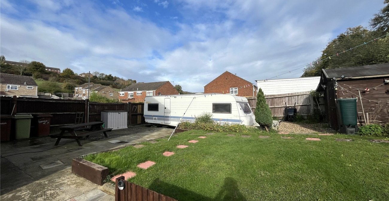 3 bedroom house for sale in Walderslade | Robinson Michael & Jackson