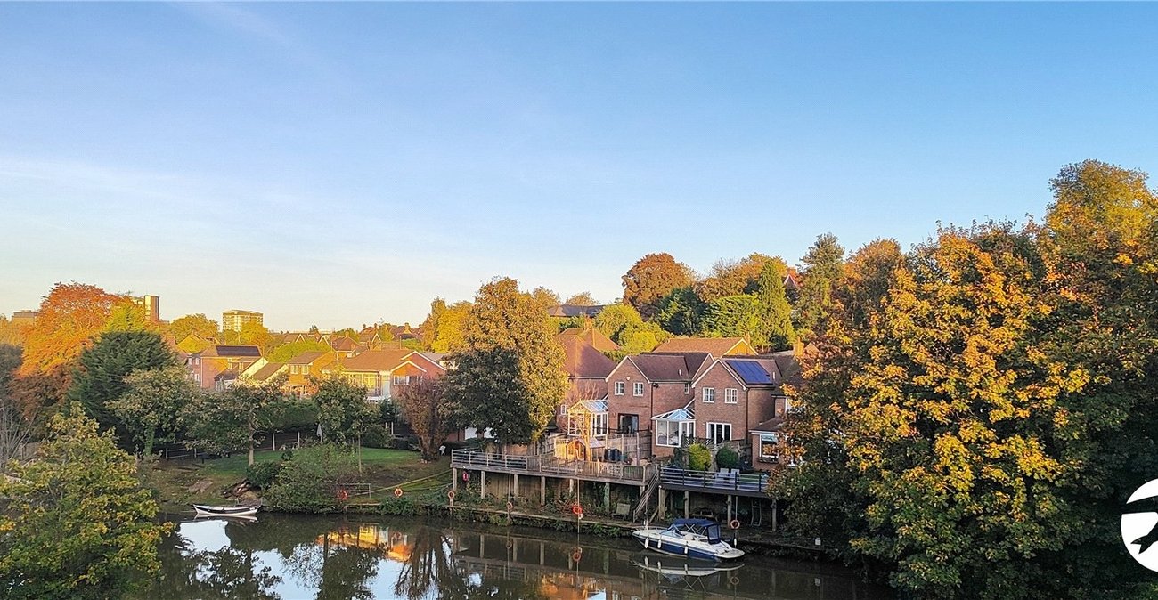 2 bedroom property for sale in Maidstone | Robinson Michael & Jackson