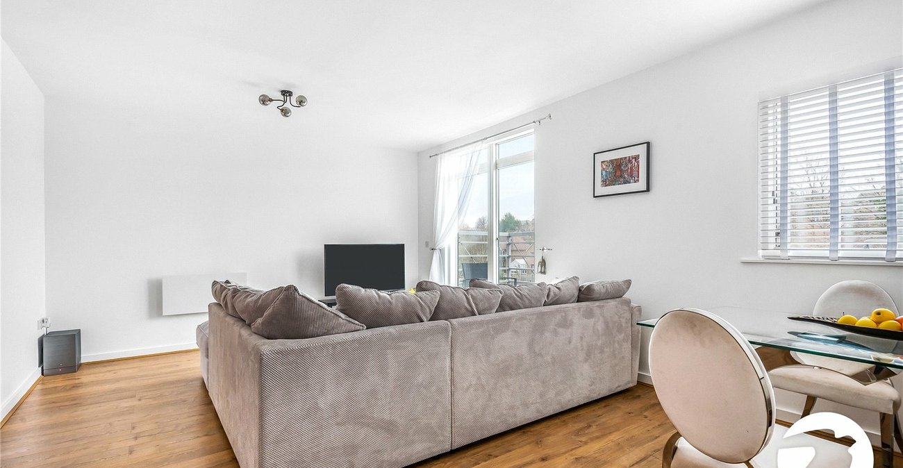 2 bedroom property for sale in Maidstone | Robinson Michael & Jackson