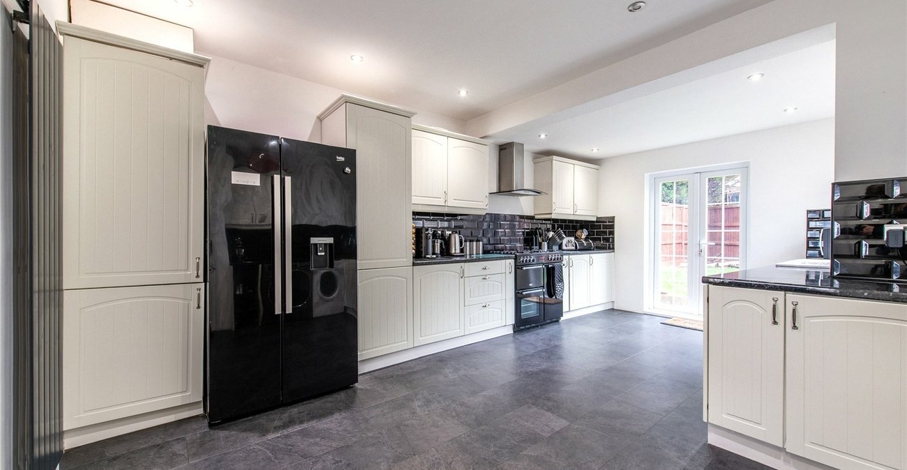 4 bedroom house for sale in Gravesend | Robinson Michael & Jackson