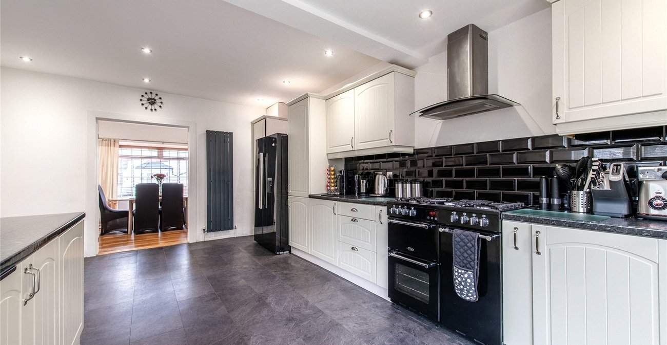 4 bedroom house for sale in Gravesend | Robinson Michael & Jackson