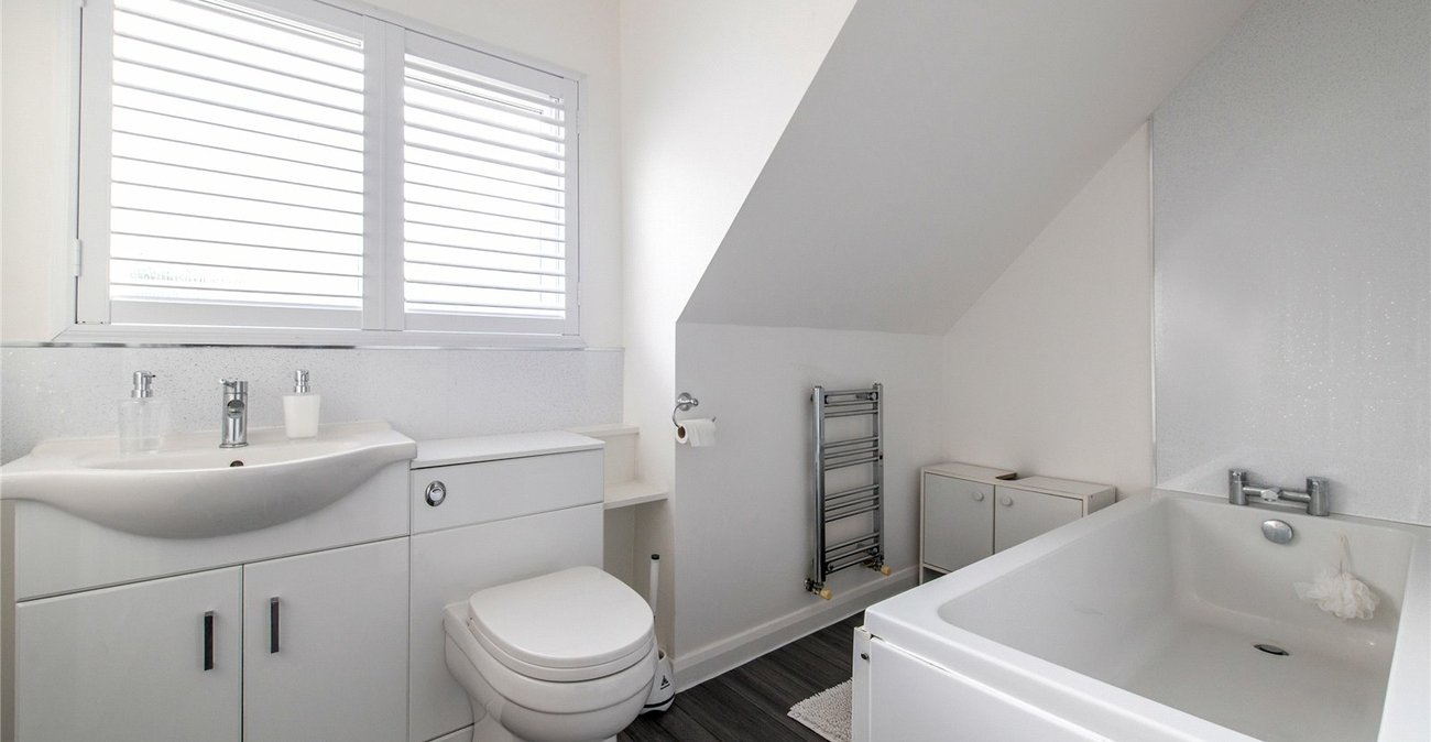 4 bedroom house for sale in Gravesend | Robinson Michael & Jackson