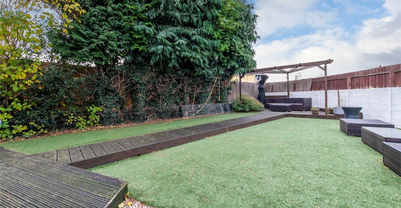 4 bedroom house for sale in Gravesend | Robinson Michael & Jackson