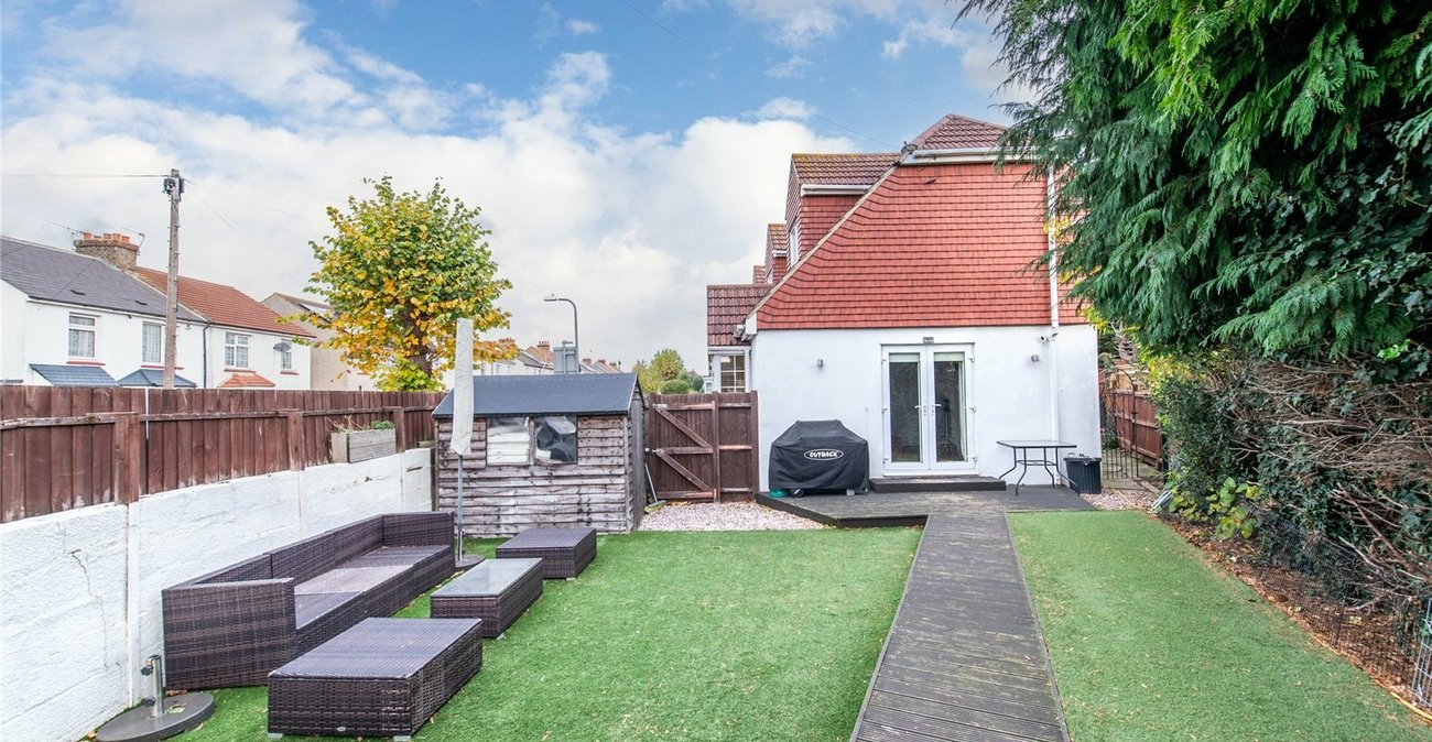 4 bedroom house for sale in Gravesend | Robinson Michael & Jackson