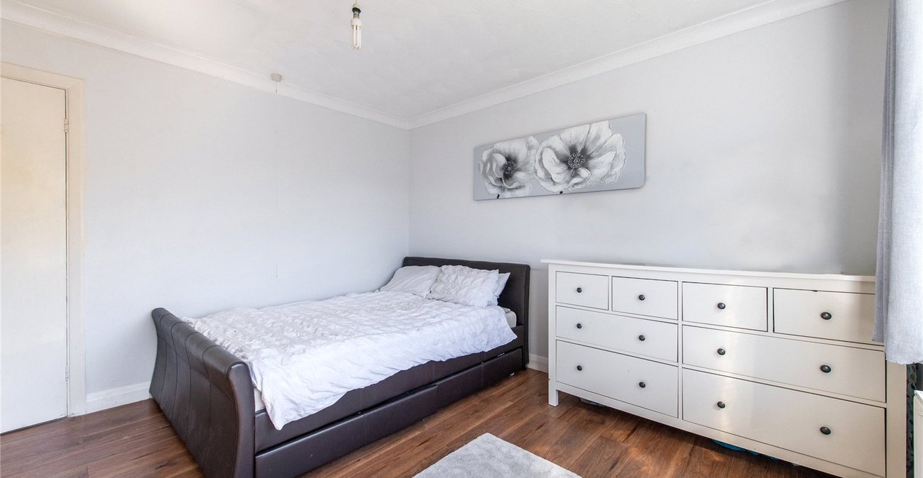 4 bedroom house for sale in Gravesend | Robinson Michael & Jackson