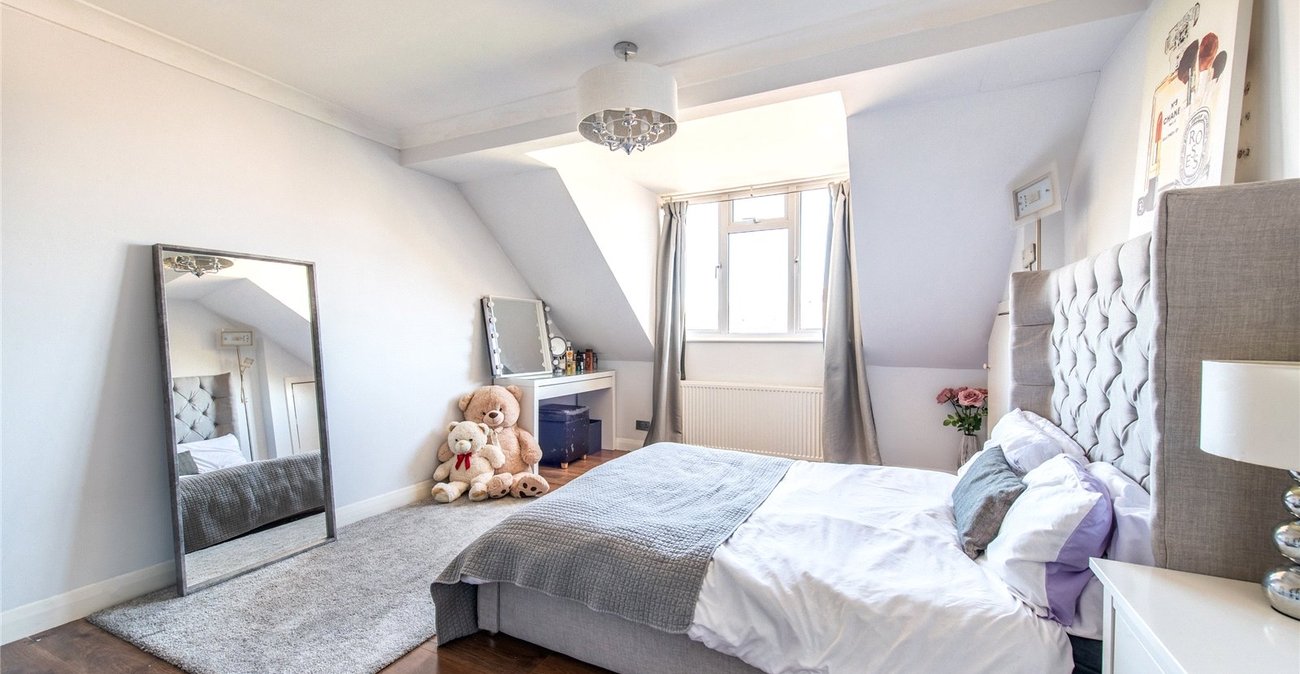 4 bedroom house for sale in Gravesend | Robinson Michael & Jackson