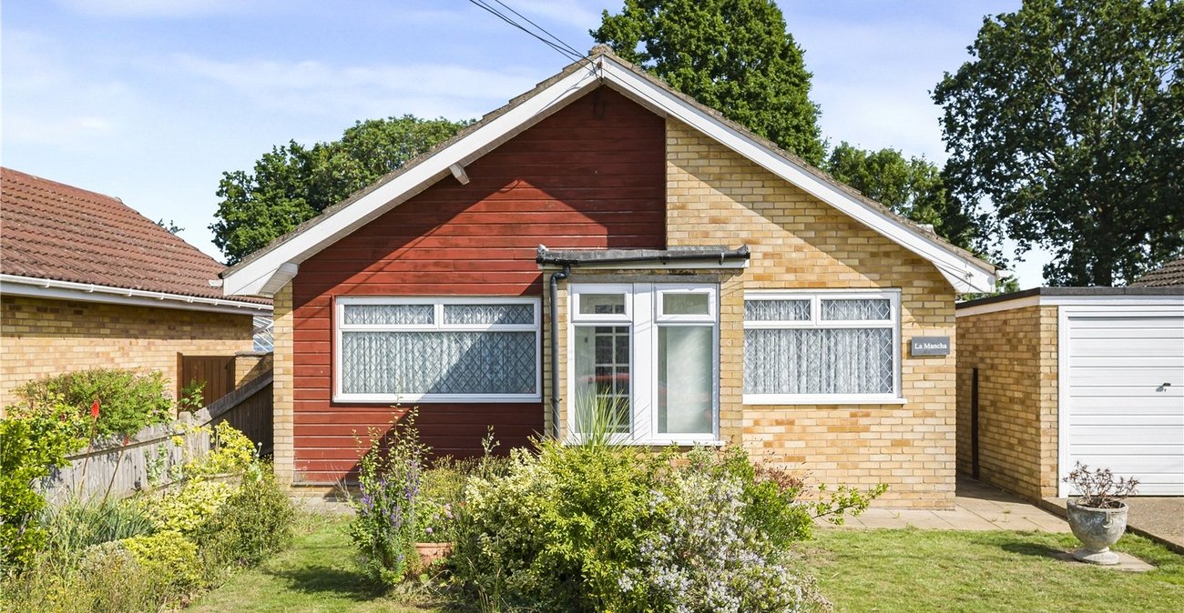 3 bedroom bungalow for sale in West Kingsdown | Robinson Jackson