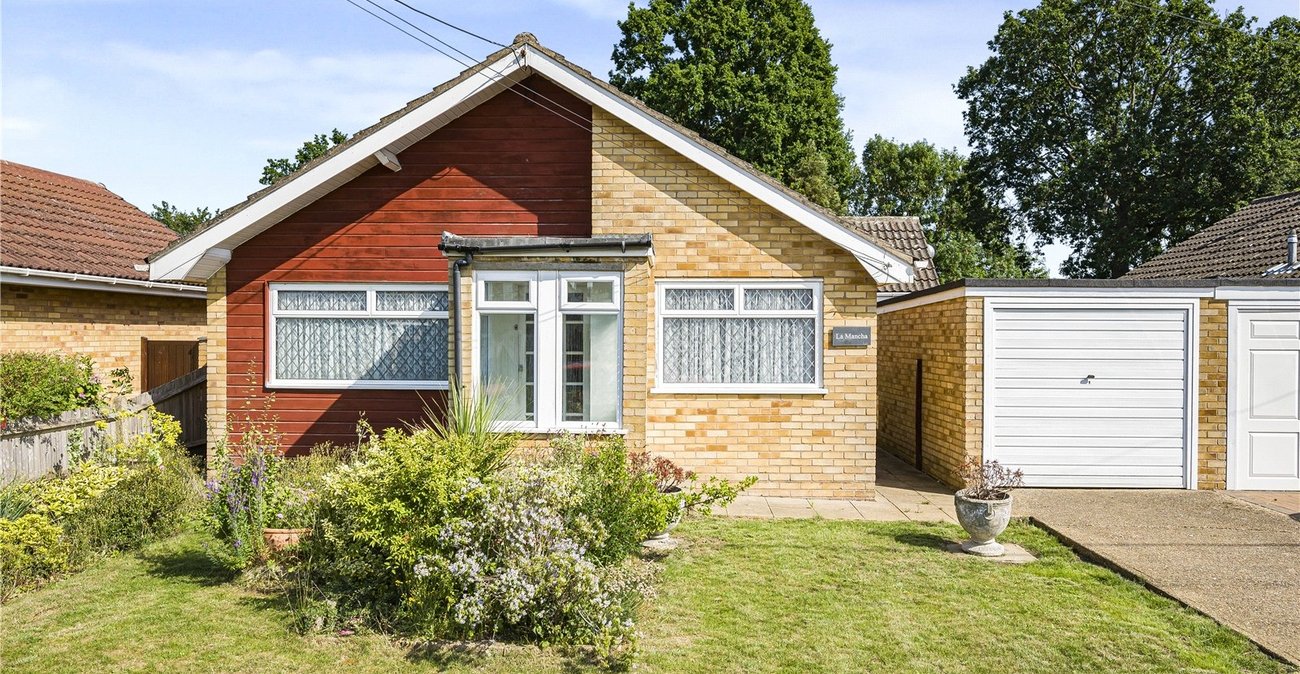 3 bedroom bungalow for sale in West Kingsdown | Robinson Jackson