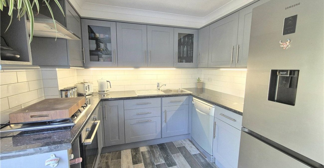 3 bedroom house for sale in Green Street Green | Robinson Jackson