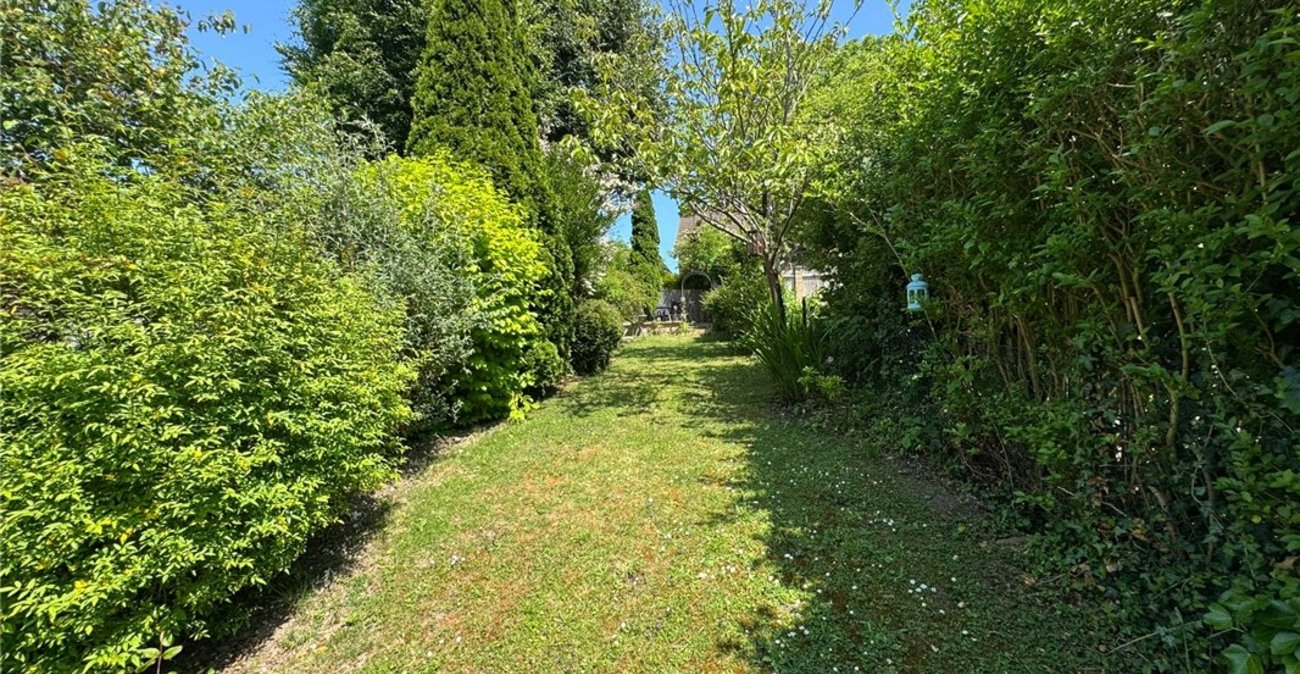 3 bedroom house for sale in Green Street Green | Robinson Jackson