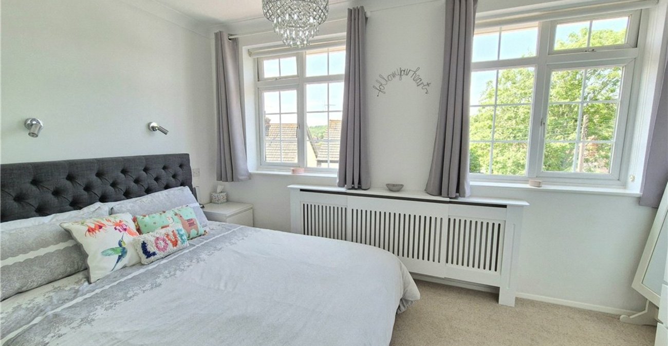 3 bedroom house for sale in Green Street Green | Robinson Jackson