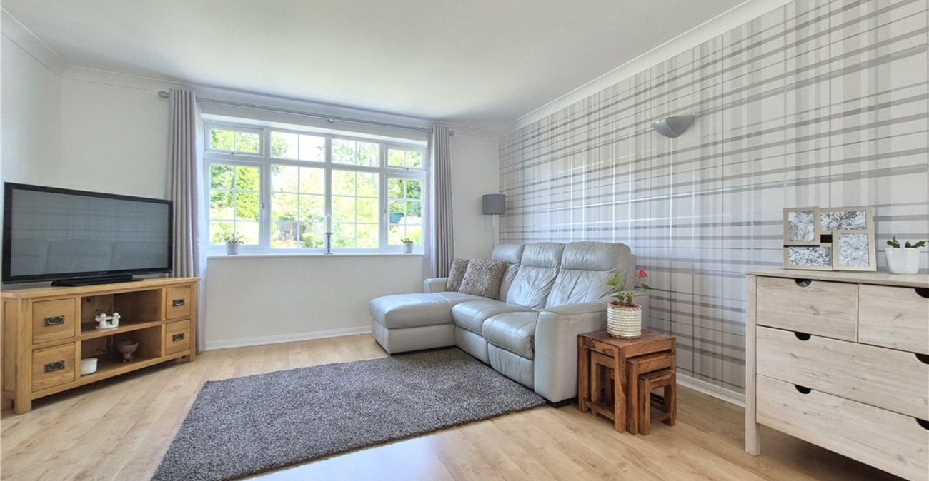 3 bedroom house for sale in Green Street Green | Robinson Jackson