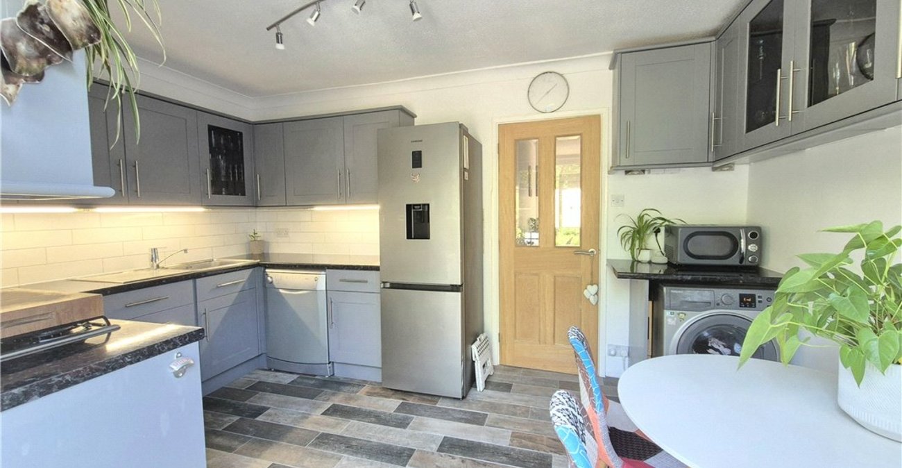 3 bedroom house for sale in Green Street Green | Robinson Jackson