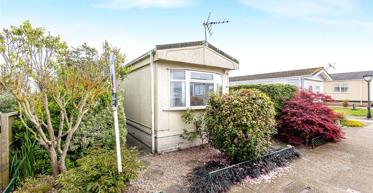 1 bedroom bungalow for sale in Allhallows | Robinson Michael & Jackson