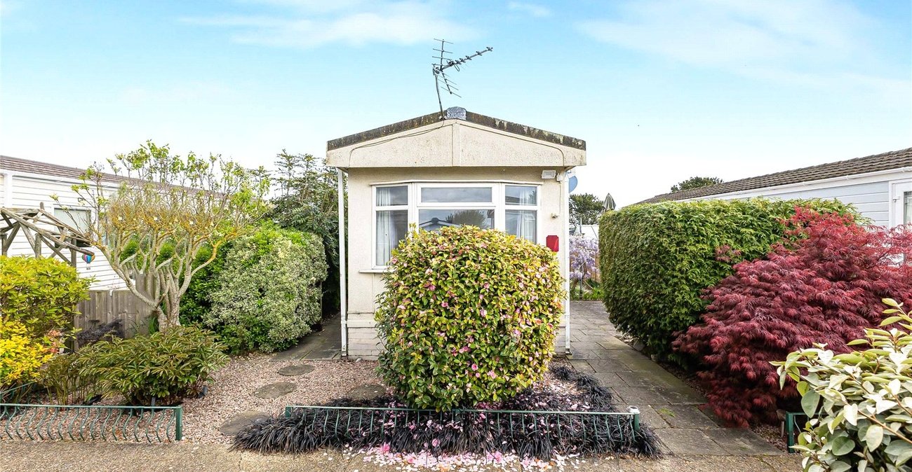 1 bedroom bungalow for sale in Allhallows | Robinson Michael & Jackson
