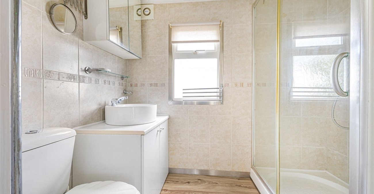 1 bedroom bungalow for sale in Allhallows | Robinson Michael & Jackson
