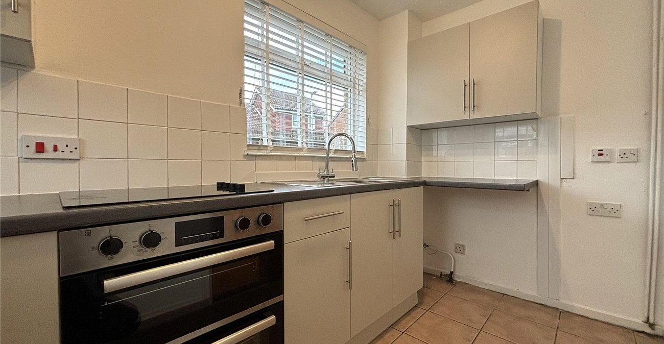 2 bedroom house for sale in Chatham | Robinson Michael & Jackson