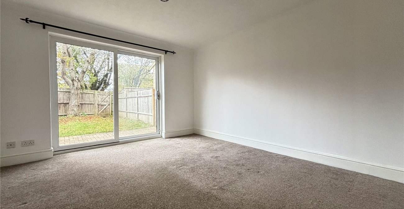 2 bedroom house for sale in Chatham | Robinson Michael & Jackson