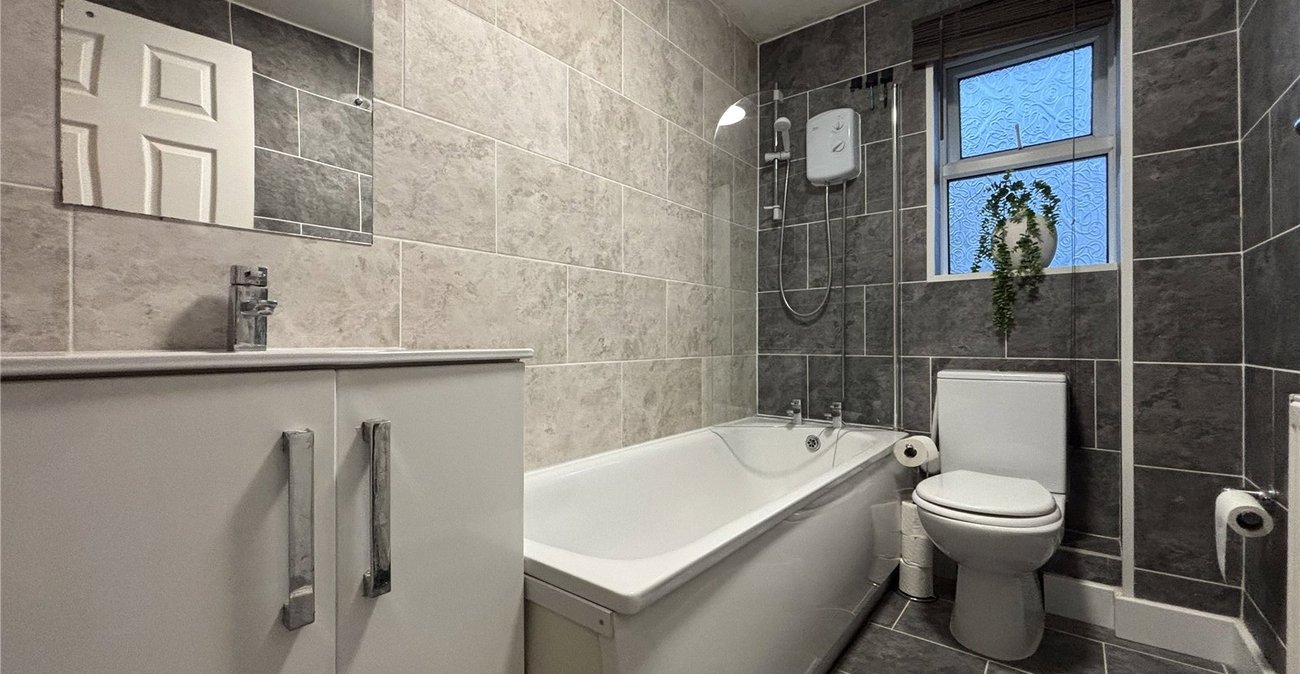 2 bedroom house for sale in Lordswood | Robinson Michael & Jackson