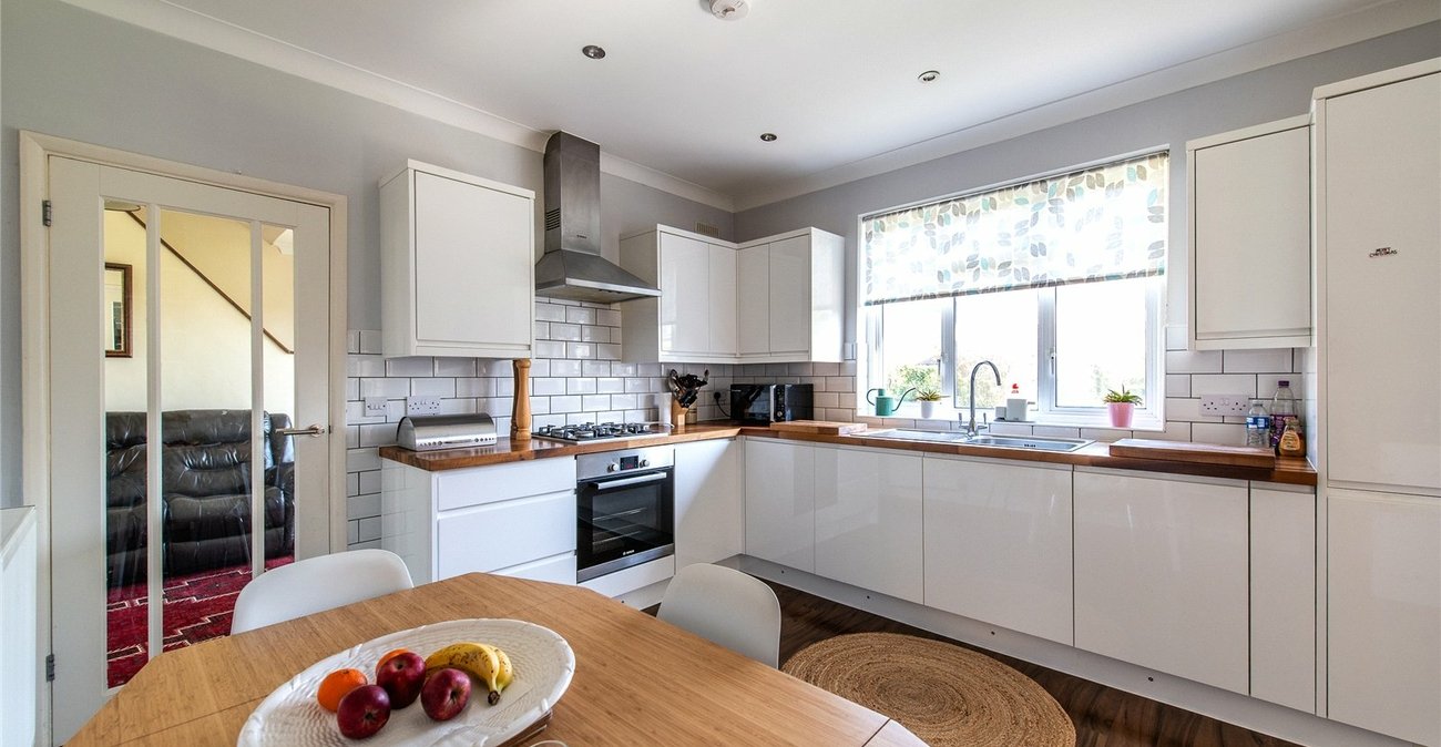 4 bedroom house for sale in Darland | Robinson Michael & Jackson