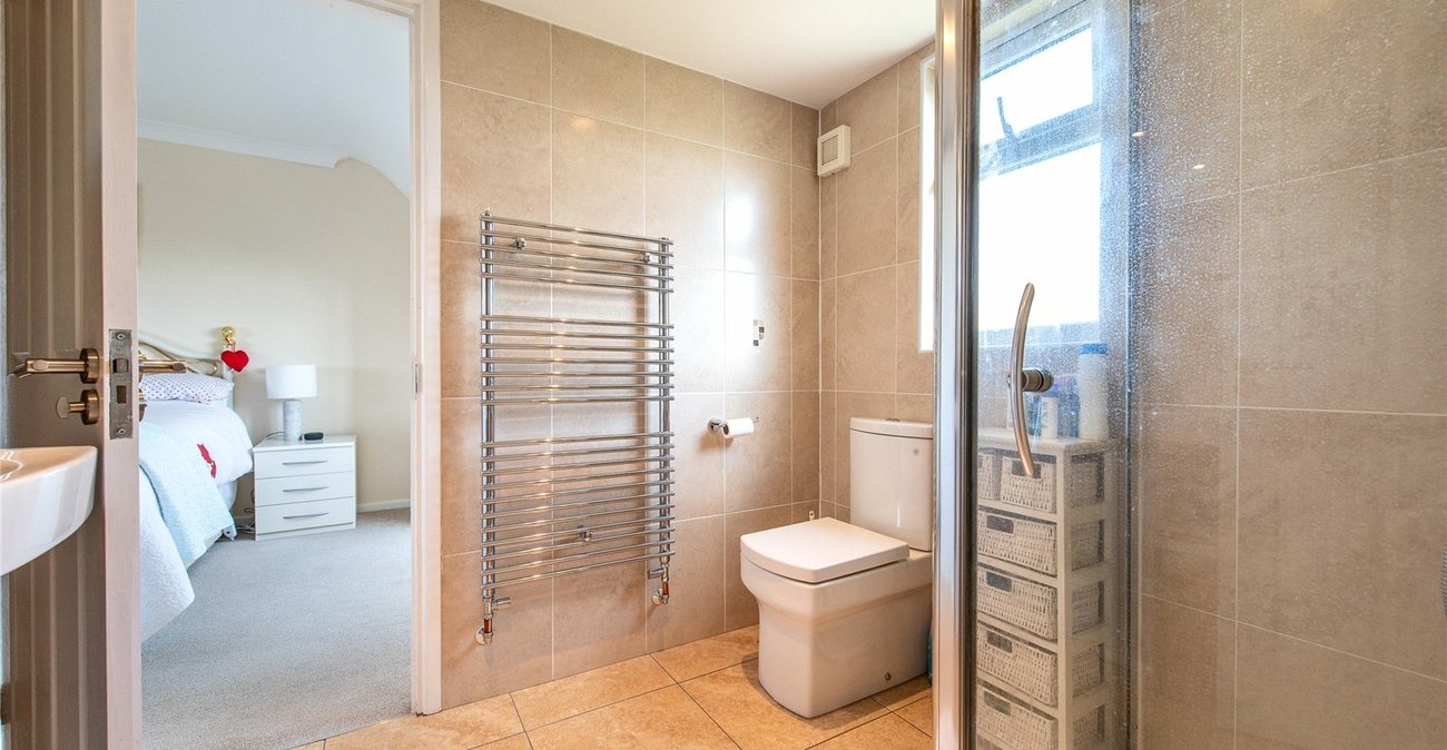 4 bedroom house for sale in Darland | Robinson Michael & Jackson