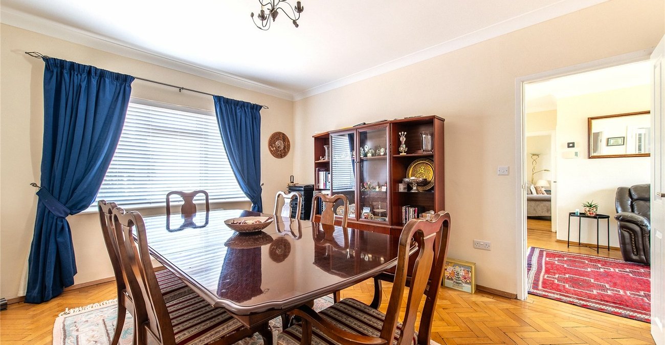 4 bedroom house for sale in Darland | Robinson Michael & Jackson