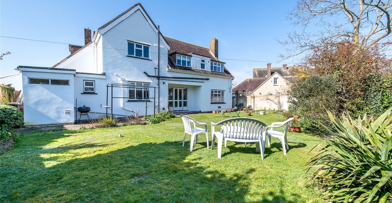 4 bedroom house for sale in Darland | Robinson Michael & Jackson