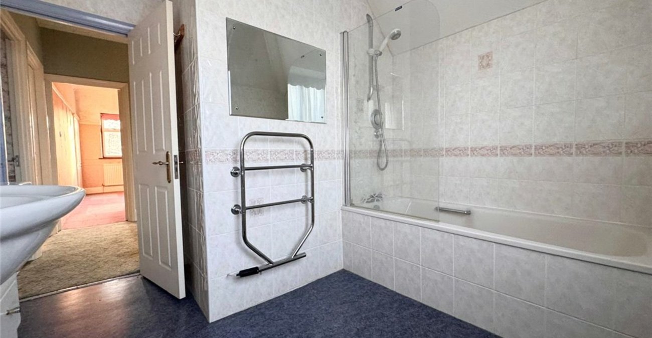 3 bedroom house for sale in Petts Wood | Robinson Jackson