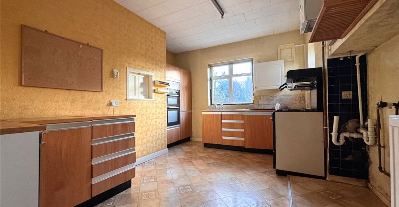 3 bedroom house for sale in Petts Wood | Robinson Jackson