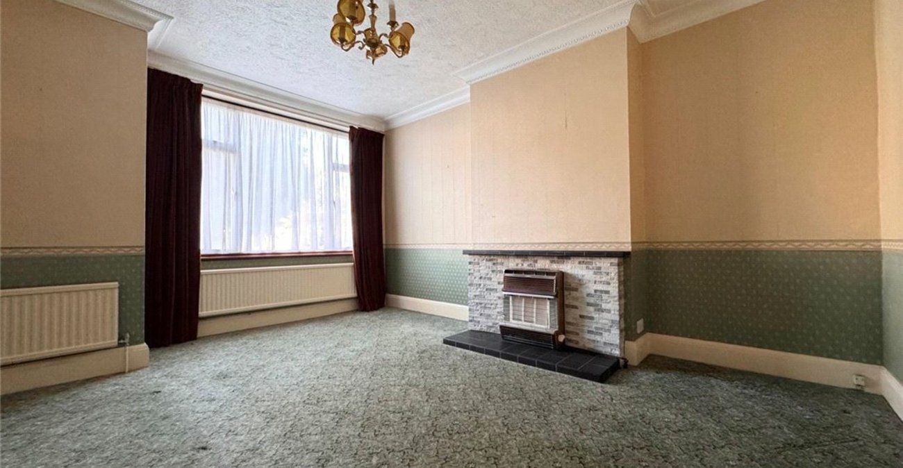 3 bedroom house for sale in Petts Wood | Robinson Jackson