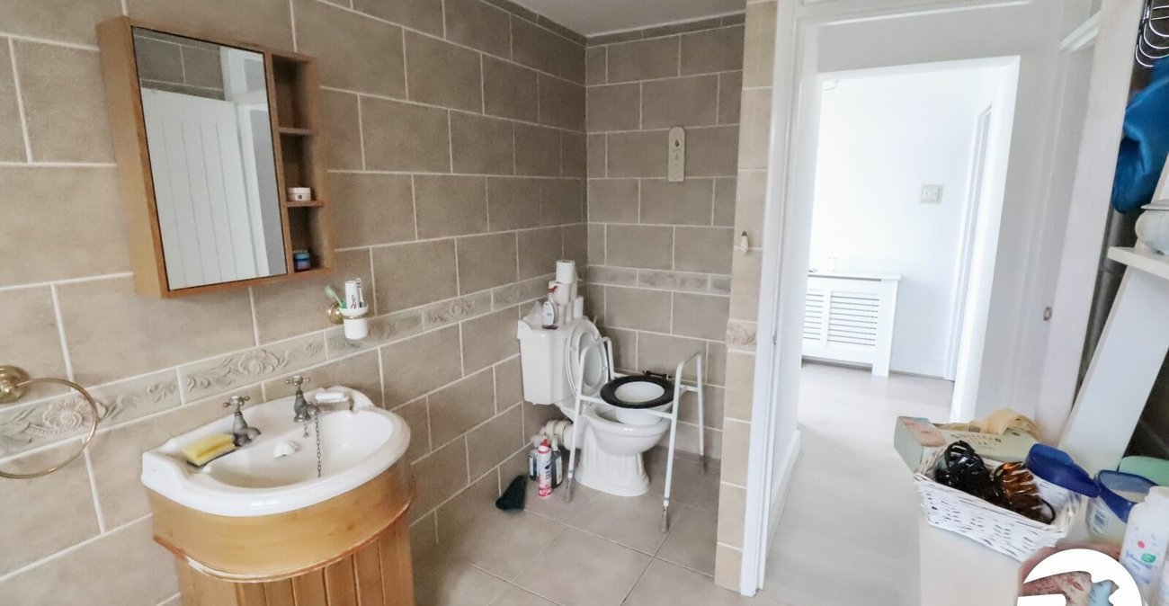 3 bedroom house for sale in Belvedere | Robinson Jackson