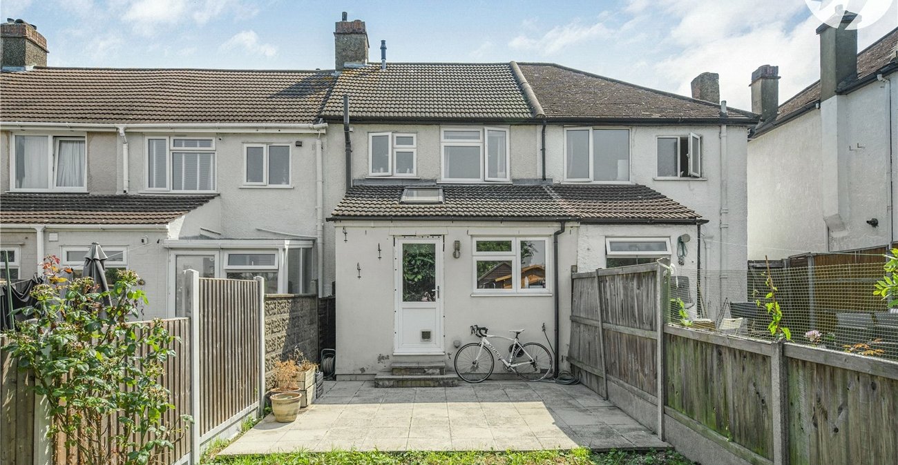 3 bedroom house for sale in Dartford | Robinson Jackson