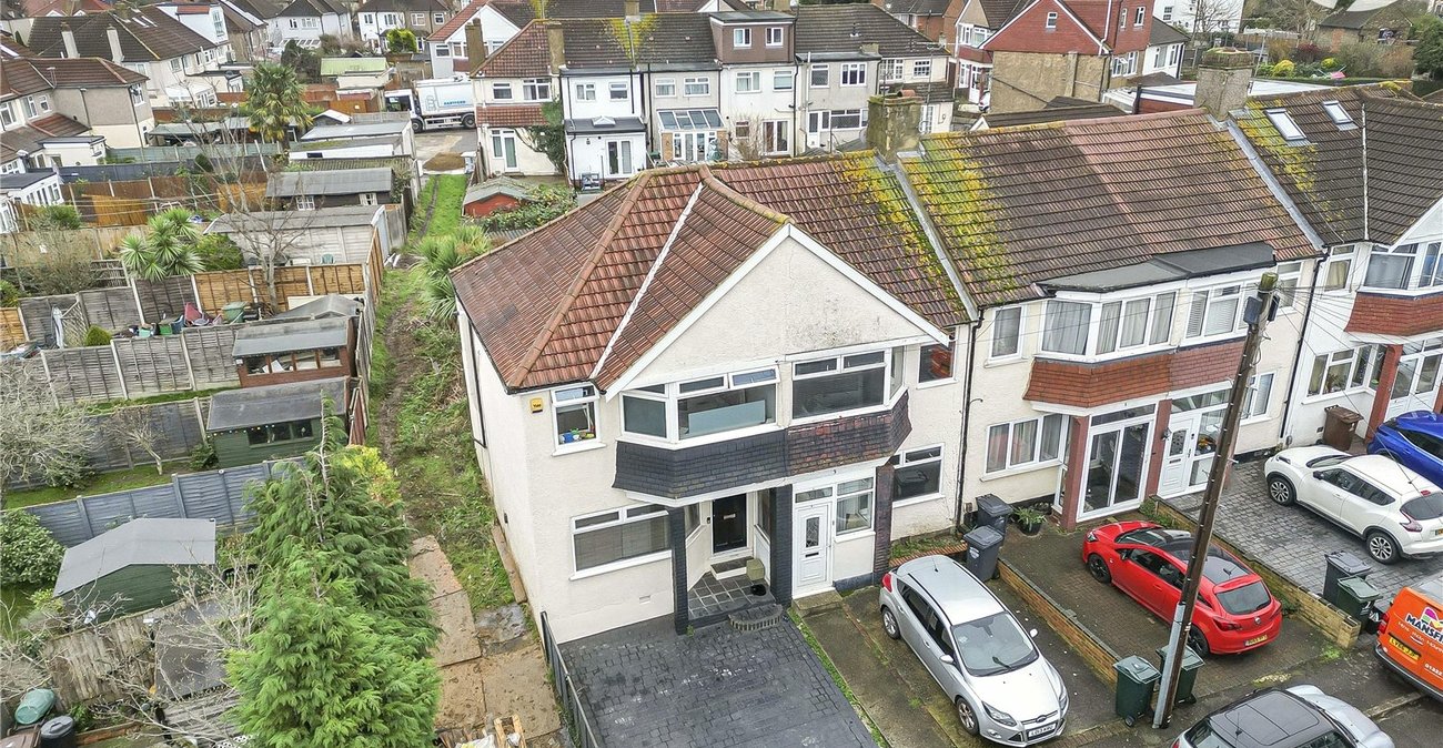 3 bedroom house for sale in West Dartford | Robinson Jackson