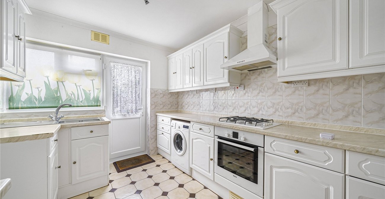 3 bedroom house for sale in Dartford | Robinson Jackson