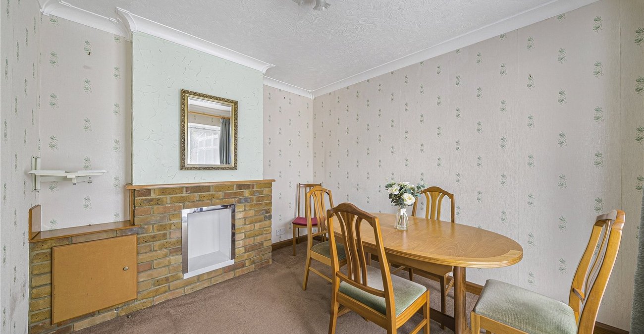 3 bedroom house for sale in Dartford | Robinson Jackson