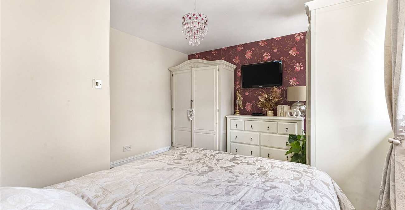 3 bedroom house for sale in Dartford | Robinson Jackson