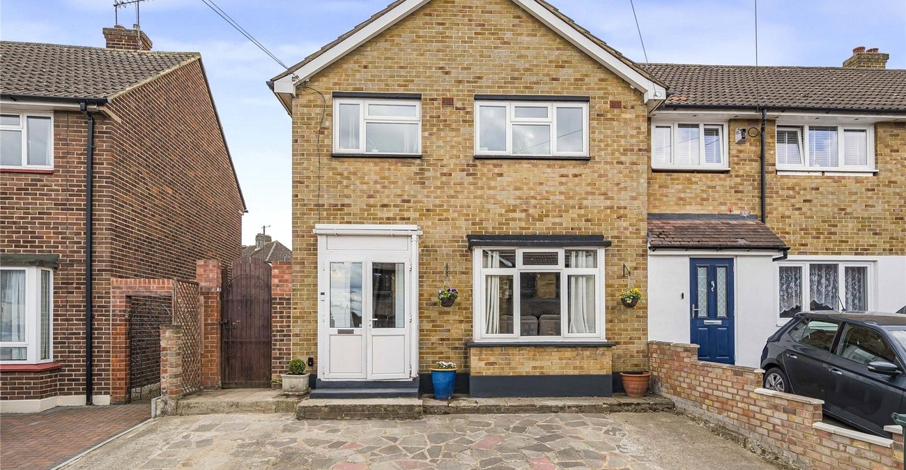 3 bedroom house for sale in Dartford | Robinson Jackson