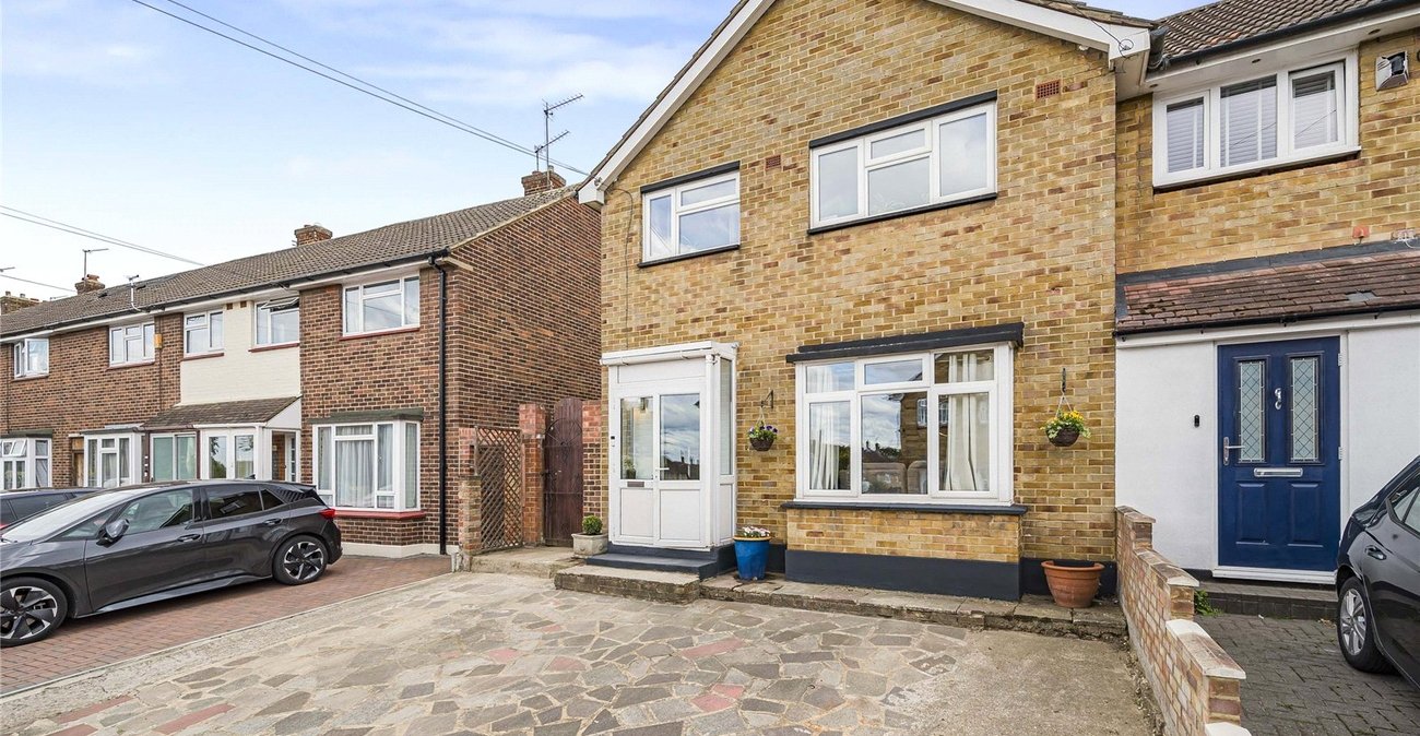3 bedroom house for sale in Dartford | Robinson Jackson