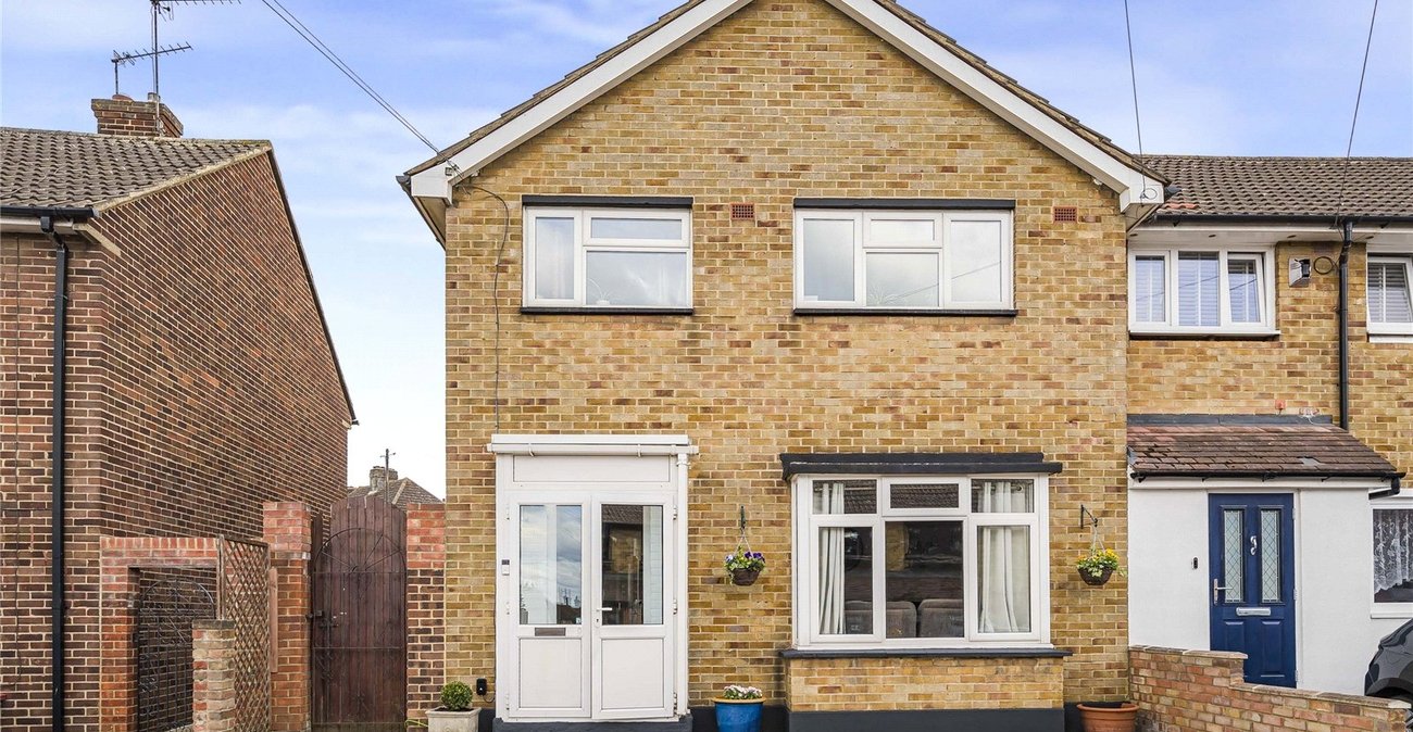 3 bedroom house for sale in Dartford | Robinson Jackson