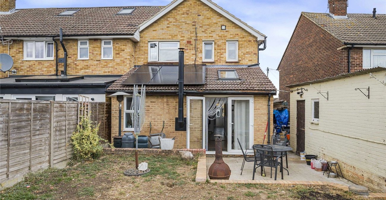 3 bedroom house for sale in Dartford | Robinson Jackson