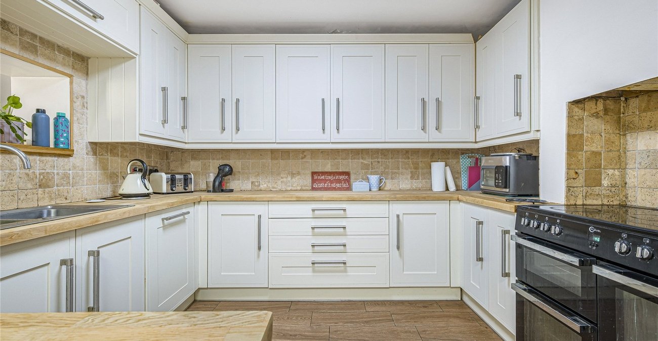 3 bedroom house for sale in Dartford | Robinson Jackson