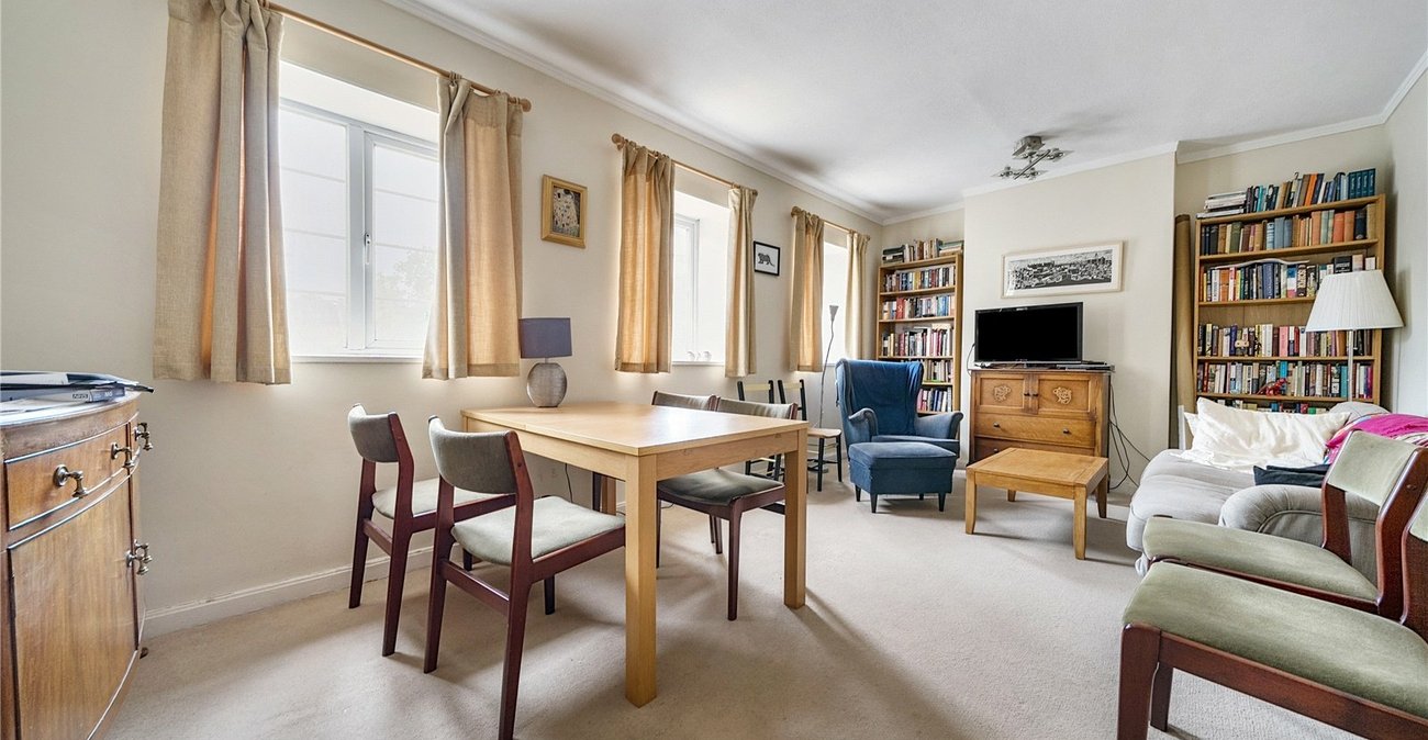 3 bedroom property for sale in Westwood Hill | Robinson Jackson