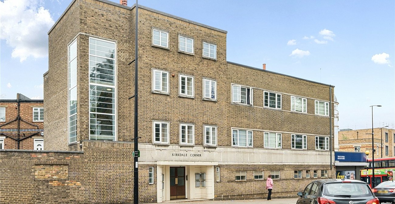 3 bedroom property for sale in Westwood Hill | Robinson Jackson