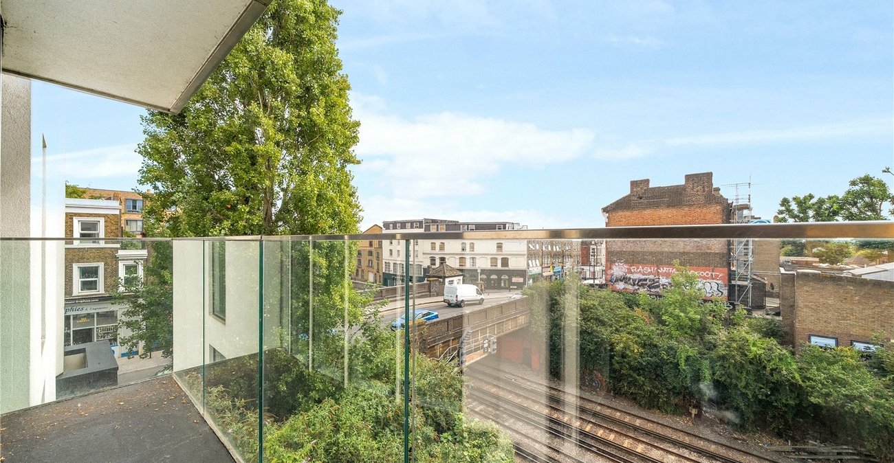 1 bedroom property for sale in London | Robinson Jackson