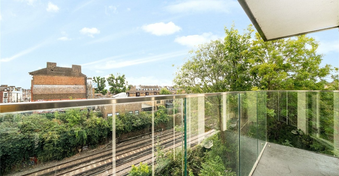 1 bedroom property for sale in London | Robinson Jackson