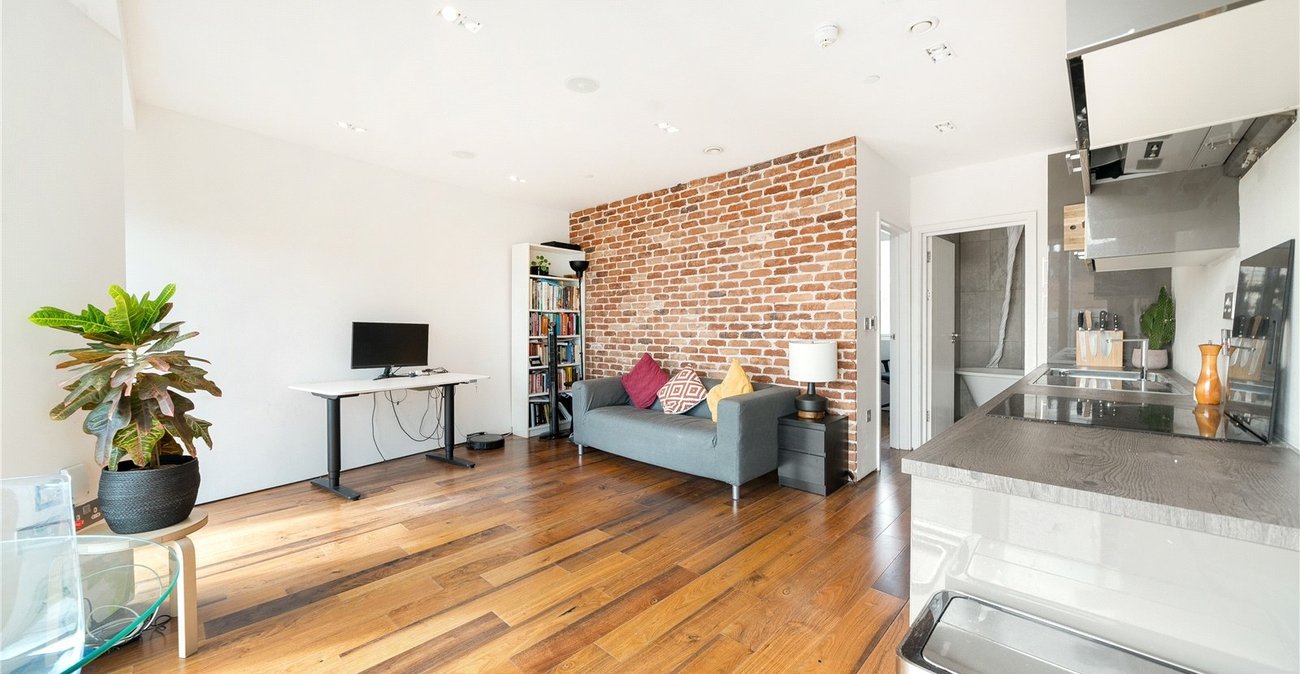 1 bedroom property for sale in  | Robinson Jackson