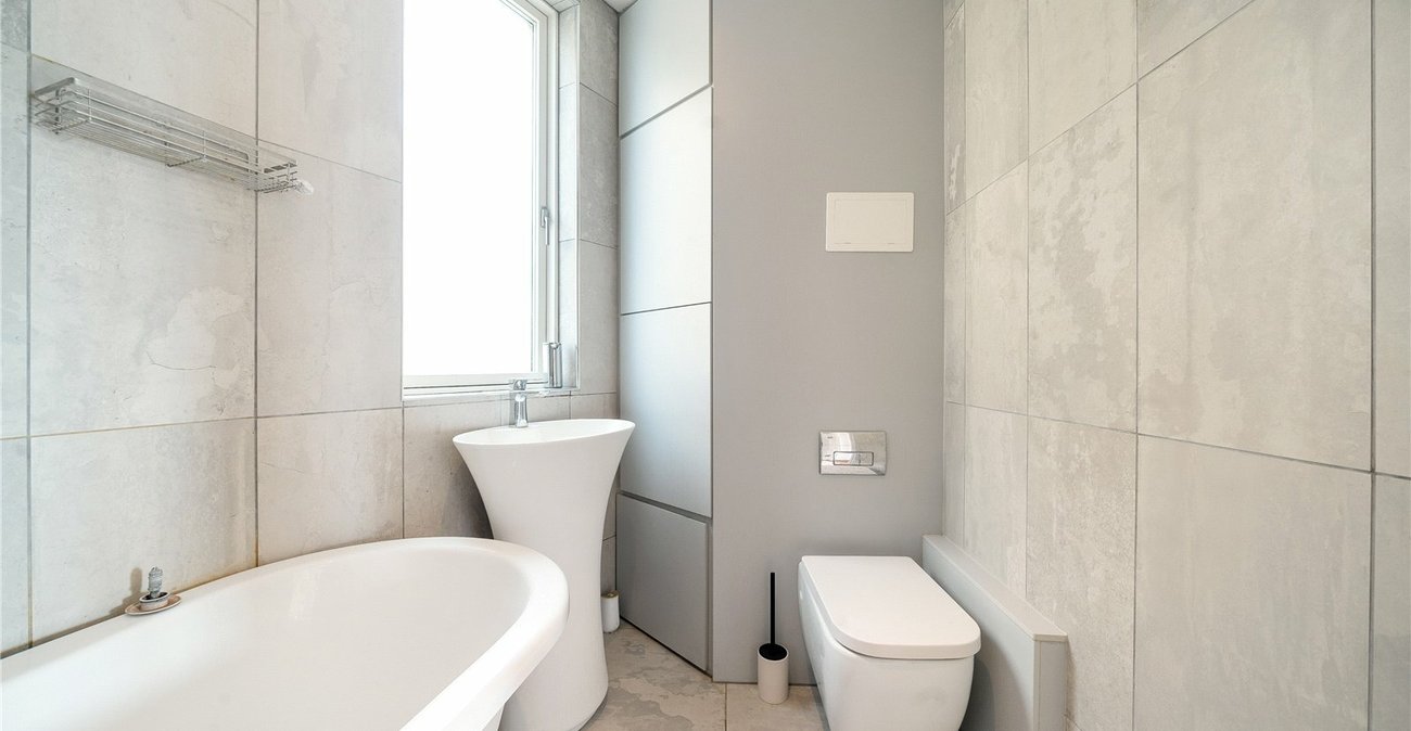 1 bedroom property for sale in  | Robinson Jackson