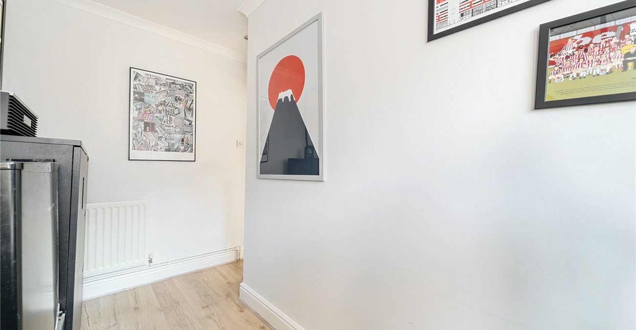 2 bedroom property for sale in  | Robinson Jackson