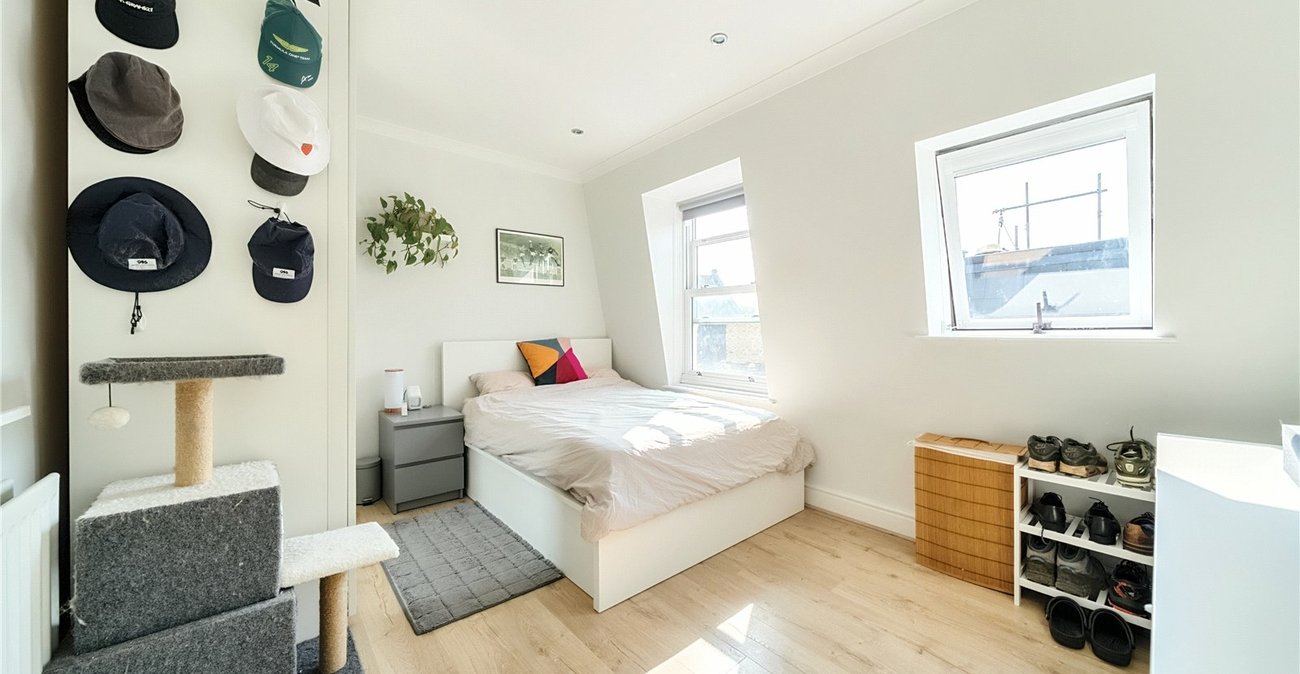 2 bedroom property for sale in  | Robinson Jackson