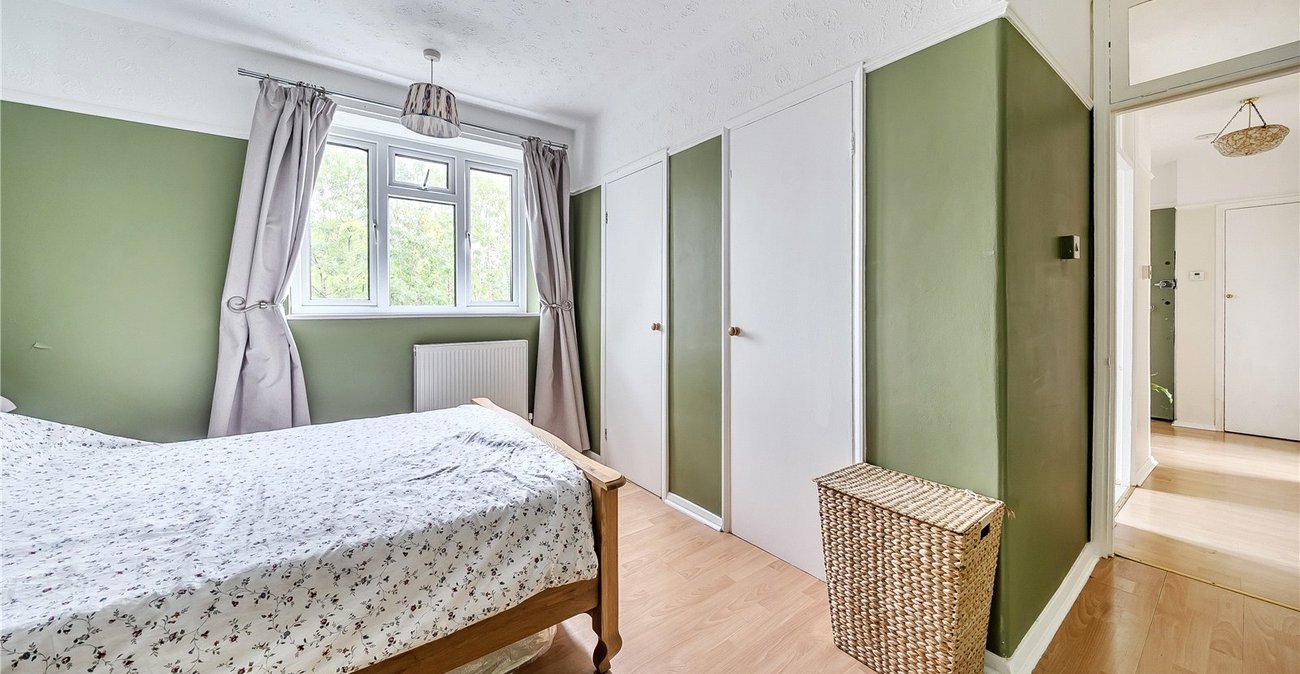 2 bedroom property for sale in  | Robinson Jackson